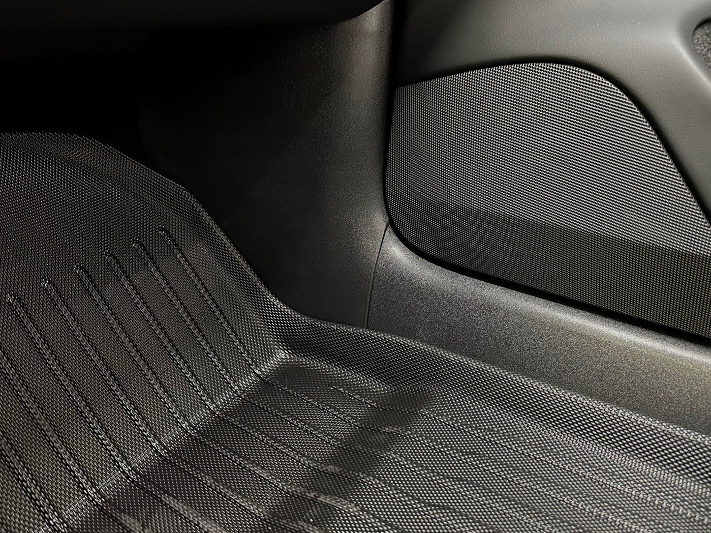 Protection complète de seuil de porte et de tapis pour Tesla Model 3 - 8 pièces